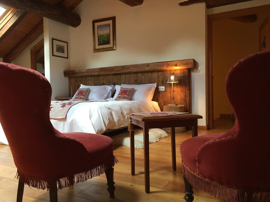 Bed and Breakfast Tre Alberi Liberi Аланья-Вальсезия Экстерьер фото