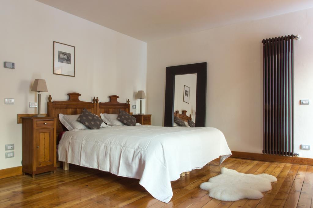 Bed and Breakfast Tre Alberi Liberi Аланья-Вальсезия Экстерьер фото