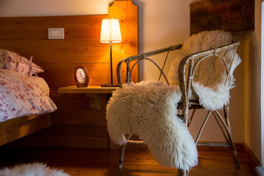 Bed and Breakfast Tre Alberi Liberi Аланья-Вальсезия Экстерьер фото